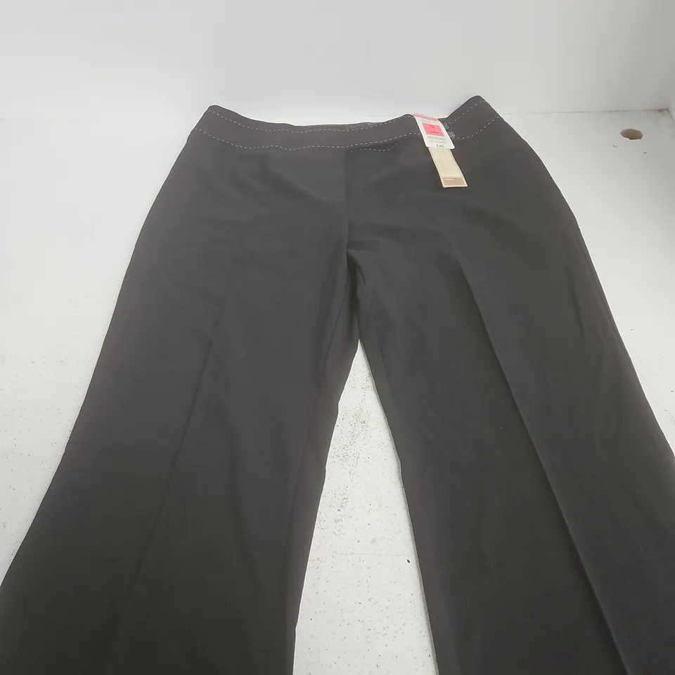 MARKS & SPENCER BLACK BOOTLEG TROUSERS – UK 18 LONG, WITH STRETCH