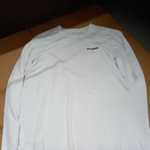 PATAGONIA LONG SLEEVED REGULAR FIT T-SHIRT - SIZE S