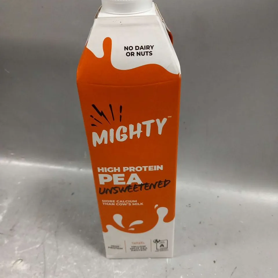 SIX BOTTLES OF MIGHTY HIGH PROTEIN PEA UNSWEETENED MILK 1L