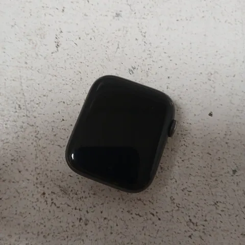APPLE WATCH SERIES 6 44MM GPS ALUMINIUM SPACE GREY