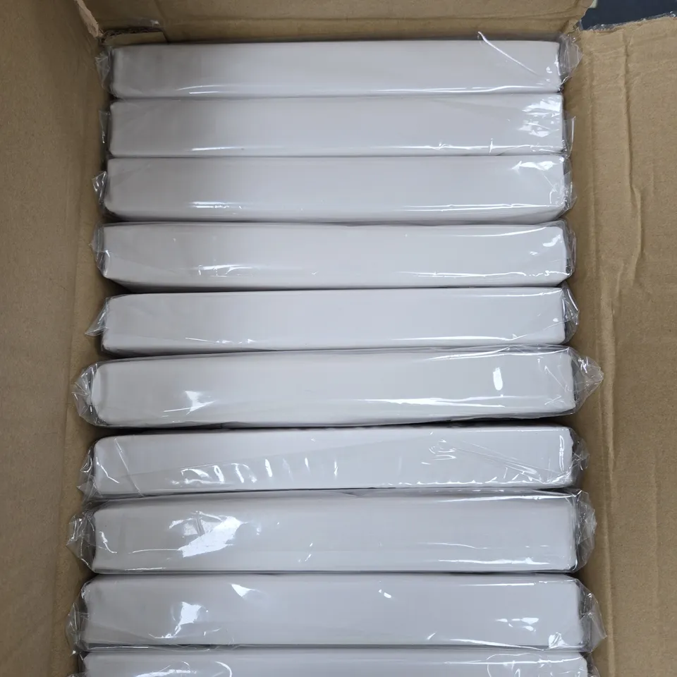 10 X HOTEL COLLECTION DOUBLE DUVET COVERS IN WHITE