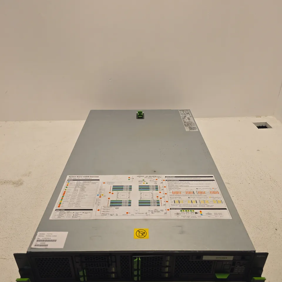 FUJITSU RACK MOUNTED SERVER UNIT
