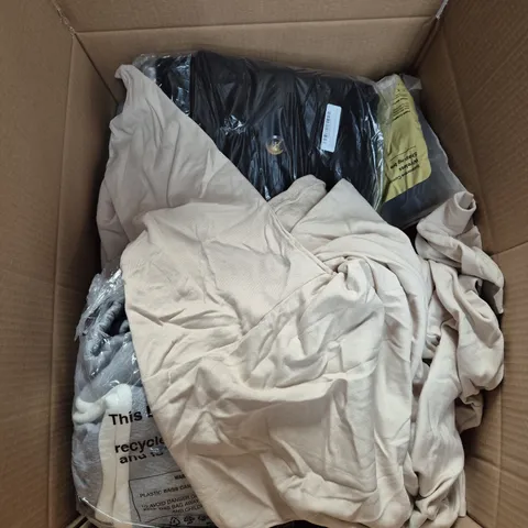 LARGE BOX OF ASSORTED CLOTHING ITEMS IN VARIOUS SIZES, STYLES AND COLOUR 