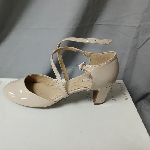 GEOX MARIE CLAIRE BEIGE PATENT SANDALS – UK 3 (EU 36)