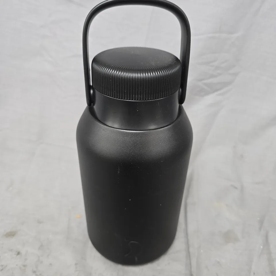 CHILLEYS SERIES 2 LITRE BOTTLE IN BLACK