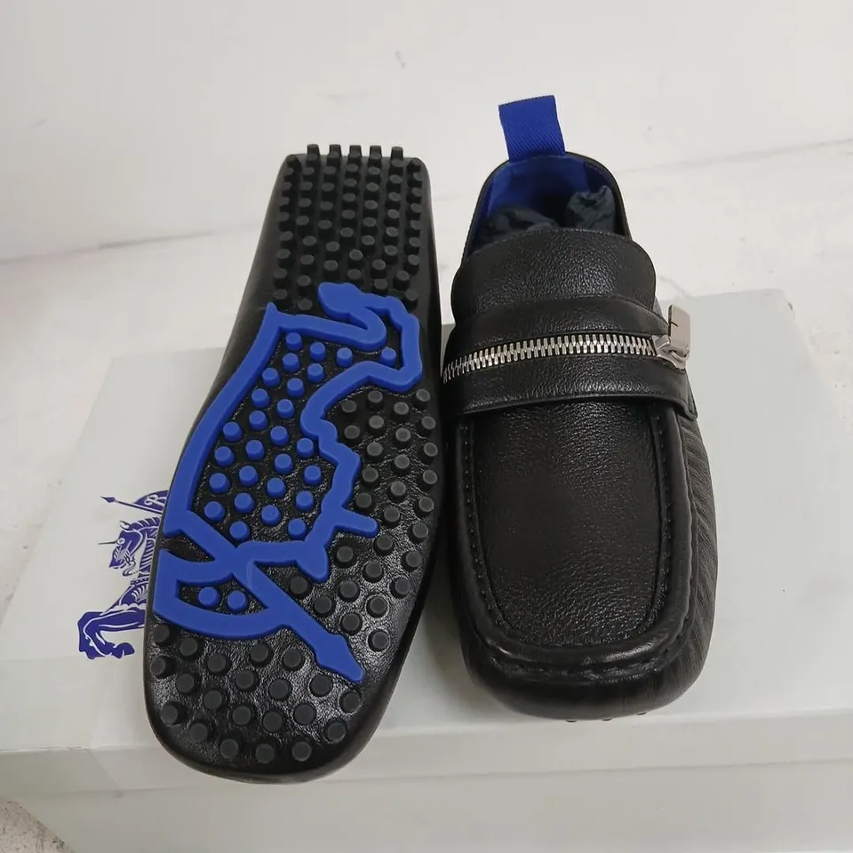 BURBERRY LEATHER ZIP-DETAIL LOAFERS – BLACK, UK 7 (EU 41)