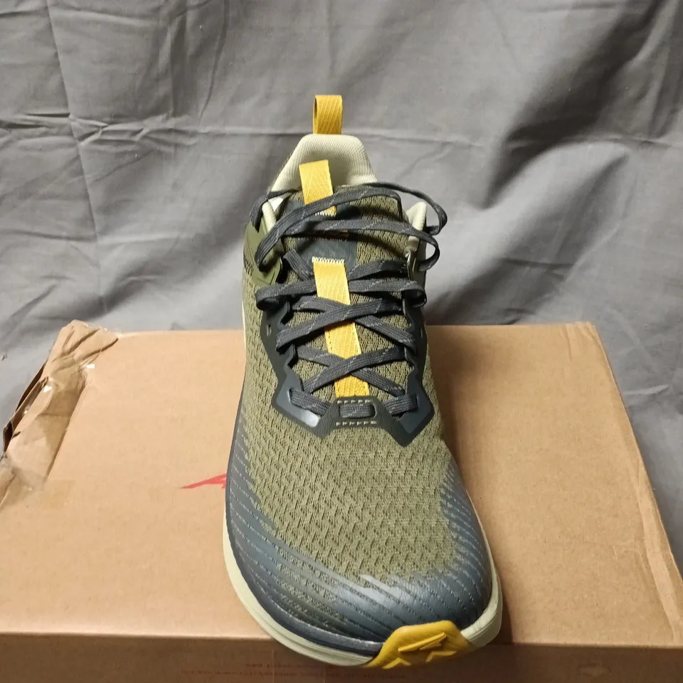 ALTRA MEN'S OLIVE GREEN TRAIL RUNNING SHOES – YELLOW ACCENTS SIZE 11 BOXED