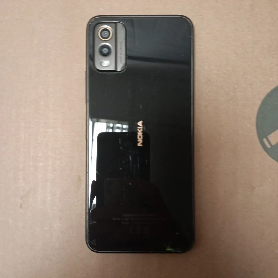 NOKIA C32 IN BLACK