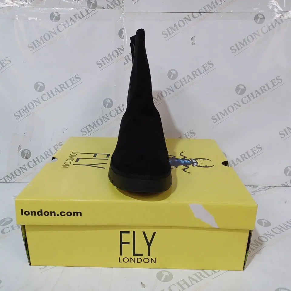 BOXED PAIR OF FLY LONDON KID SUEDE ANKLE BOOTS IN BLACK UK SIZE 9