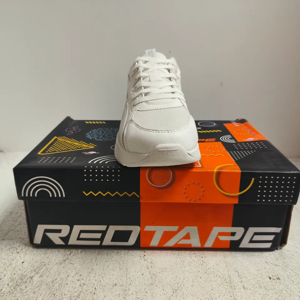 BOXED PAIR OF REDTAPE TRAINERS IN WHITE SIZE UK 9