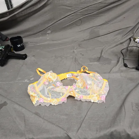 ELIA FLORAL LACE BRA – YELLOW WITH PINK EMBROIDERY, UK SIZE 40E (US 40D)