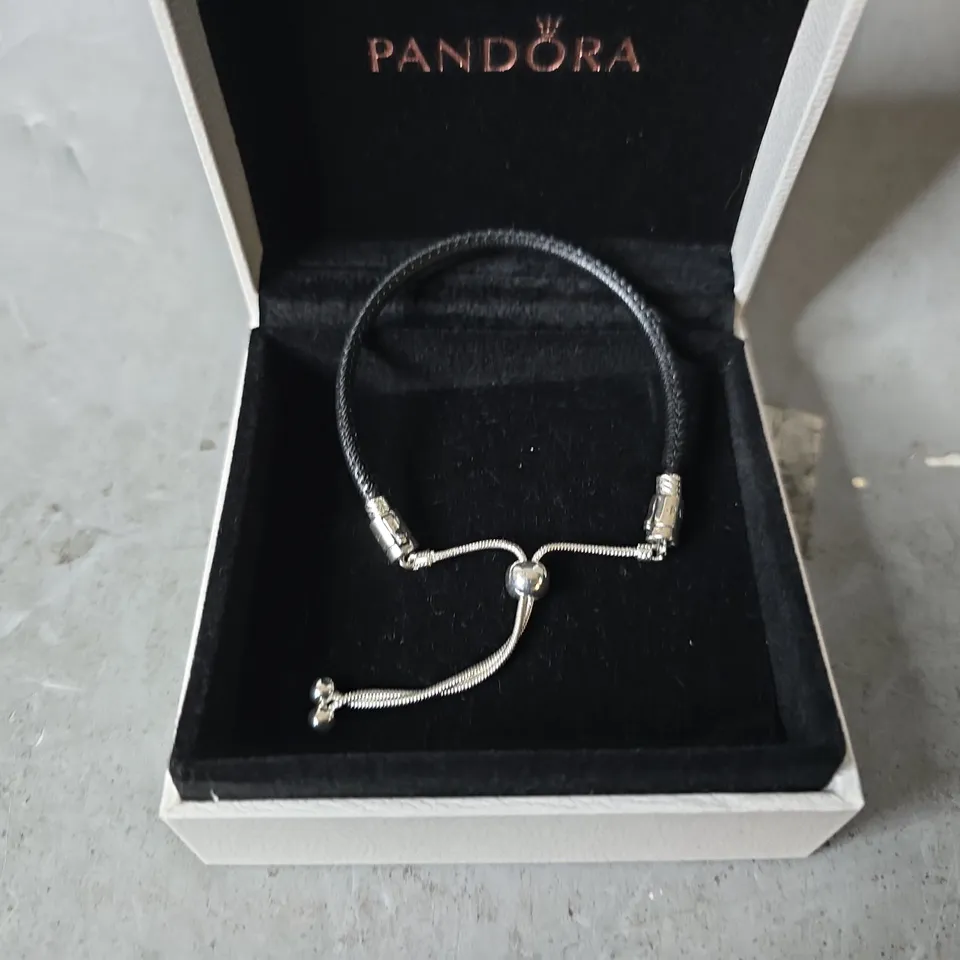 BOXED PANDORA BLACK BANGLE 