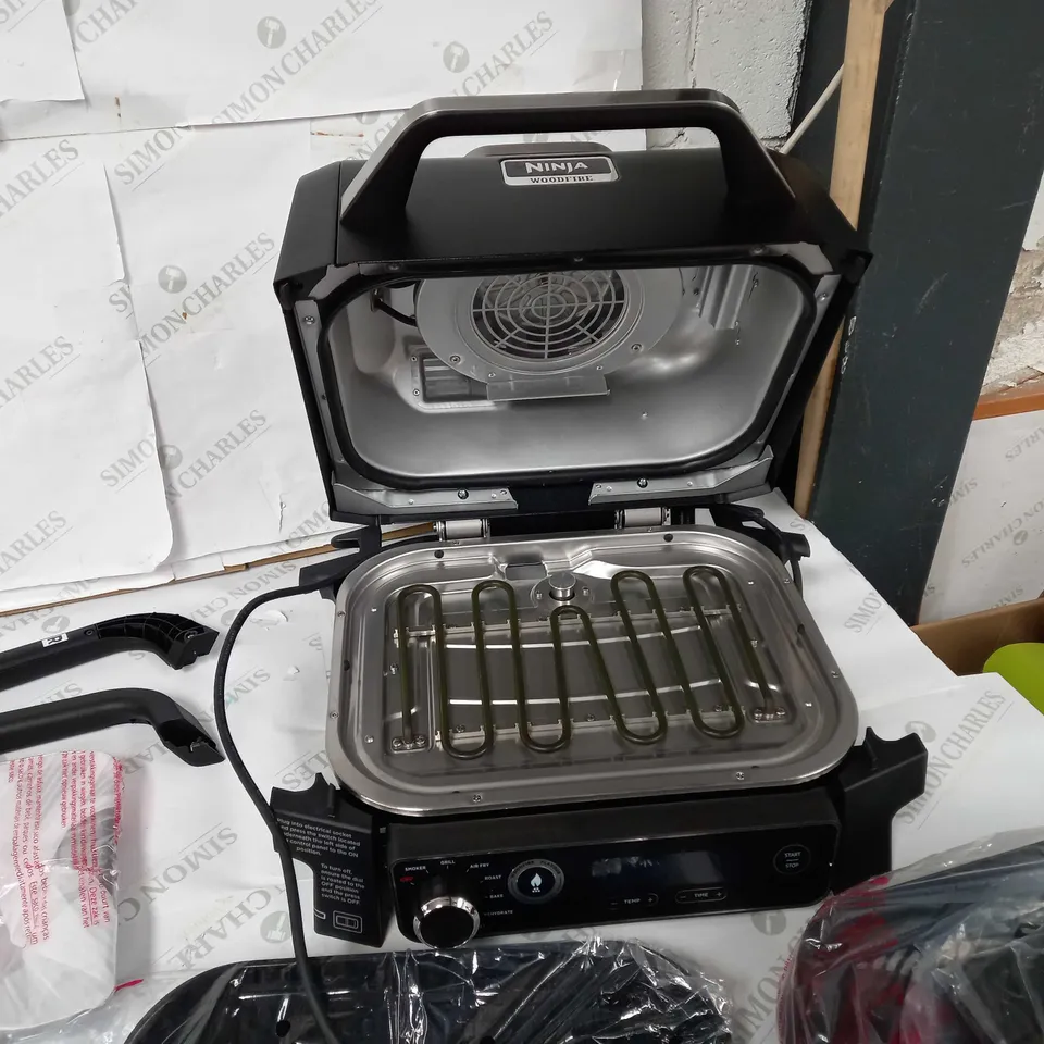 NINJA WOODFIRE ELECTRIC BBQ GRILL & SMOKER WITH AIR FRY FUNCTION OG701UKQ