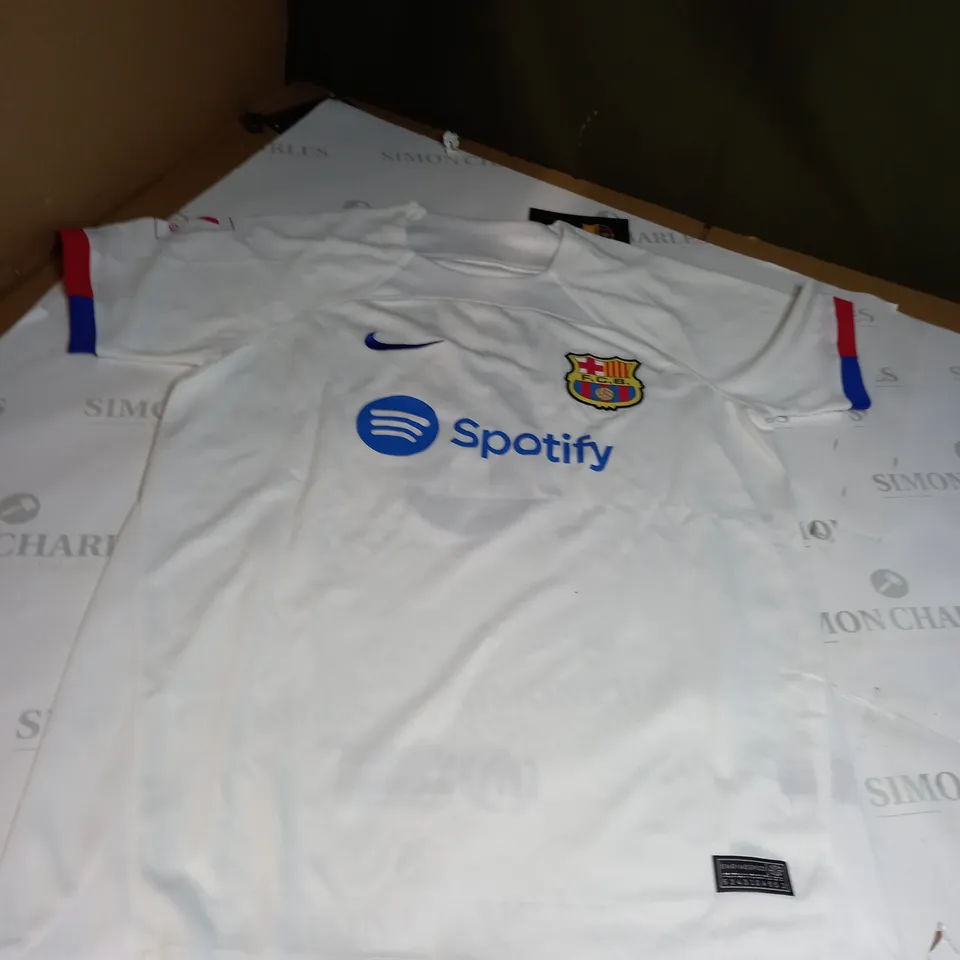 FC BARCALONA GAVI PRINTED SHIRT SIZE S