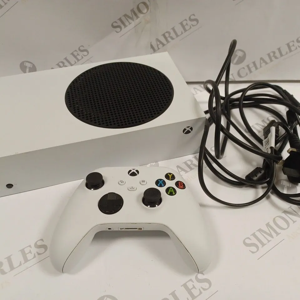 BOXED XBOX SERIES S 512 SSD GAMES CONSOLE WITH CONTROLLER