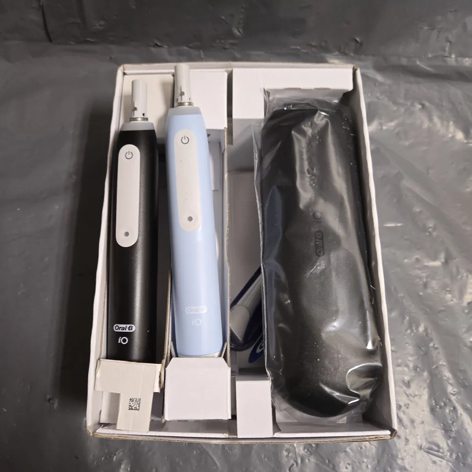 BOXED ORAL-B IO SERIES 3 DUO EDITION ELECTRIC TOOTHBRUSH SET 