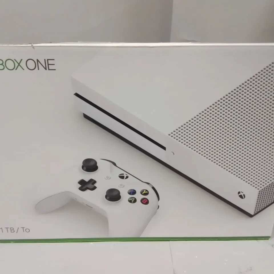 BOXED XBOX ONE 1TB CONSOLE WITH CONTROLLER