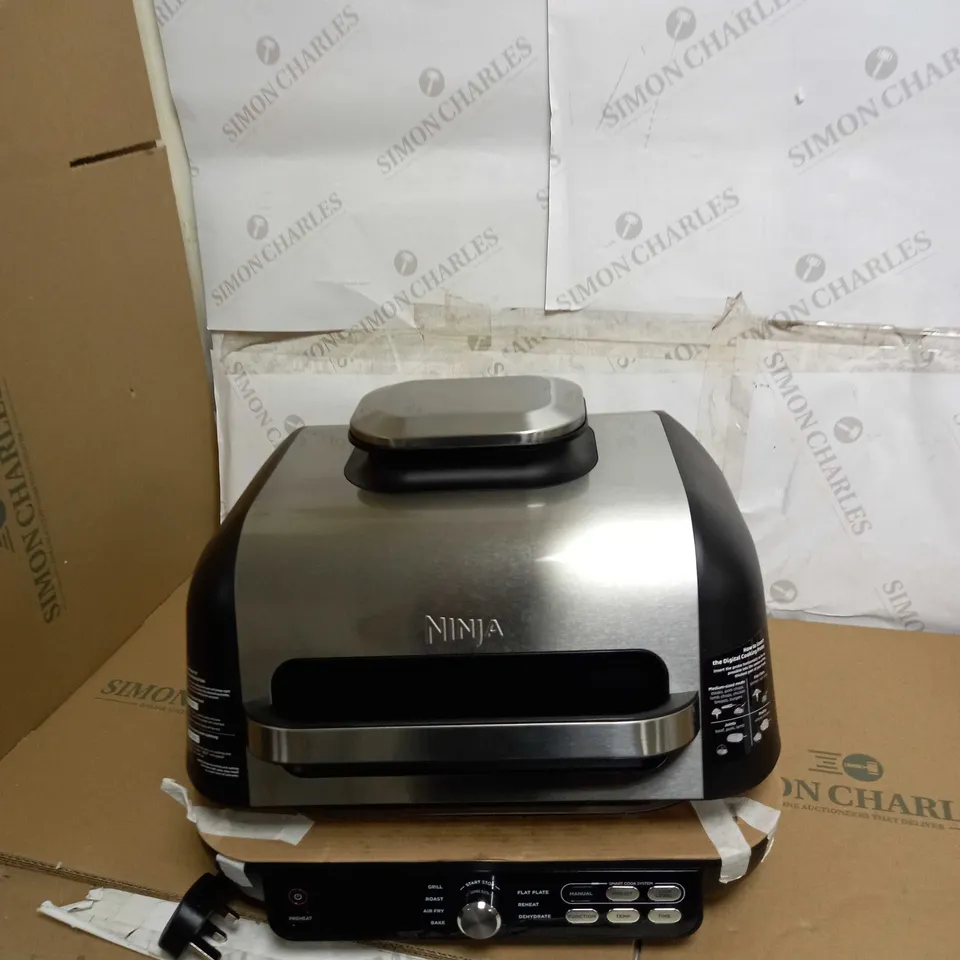 NINJA HEALTH GRILL & AIR FRYER (AG651UK)