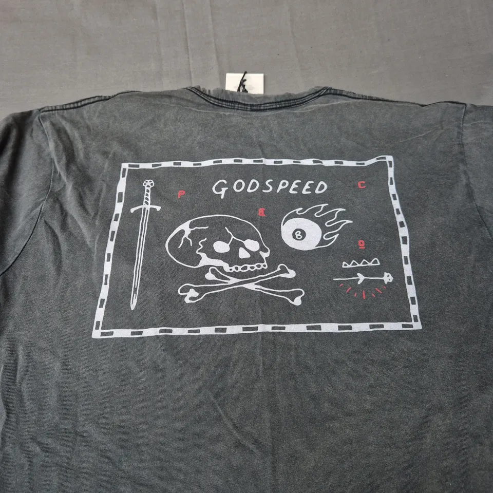 P&CO GRAPHIC TEE SIZE SMALL