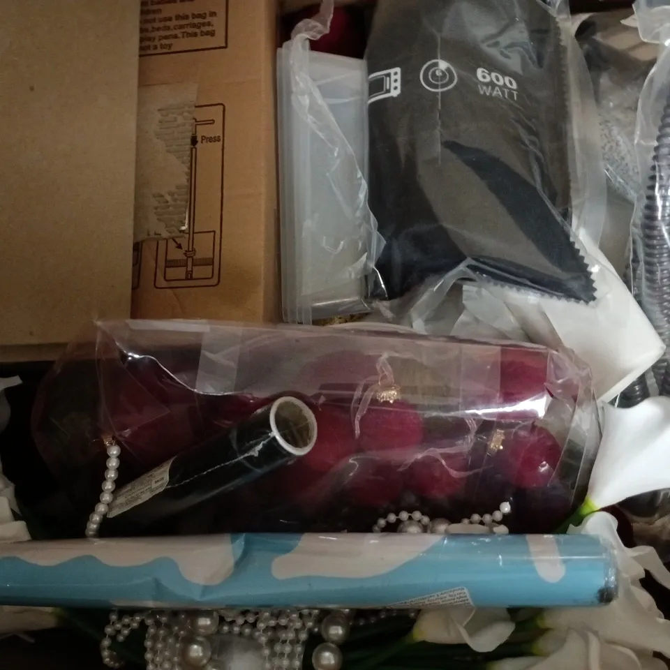 BOX OF APPROXIMATELY 20 ASSORTED HOUSEHOLD ITEMS TO INCLUDE CHRISTMAS GIFT WRAP, NO DRILL BLACKOUT BLINDS, ETC - COLLECTION ONLY