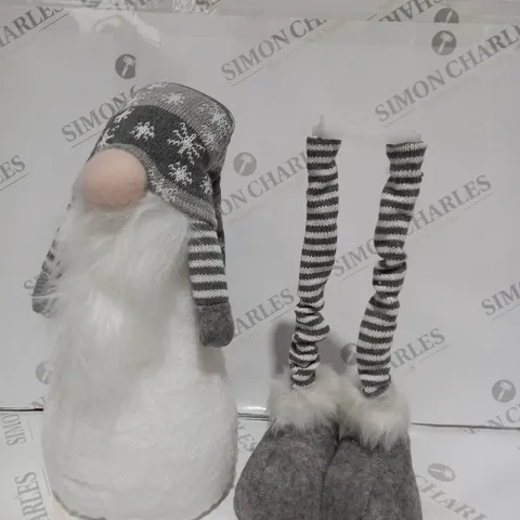 FESTIVE PRE-LIT STANDING GONK GREY 