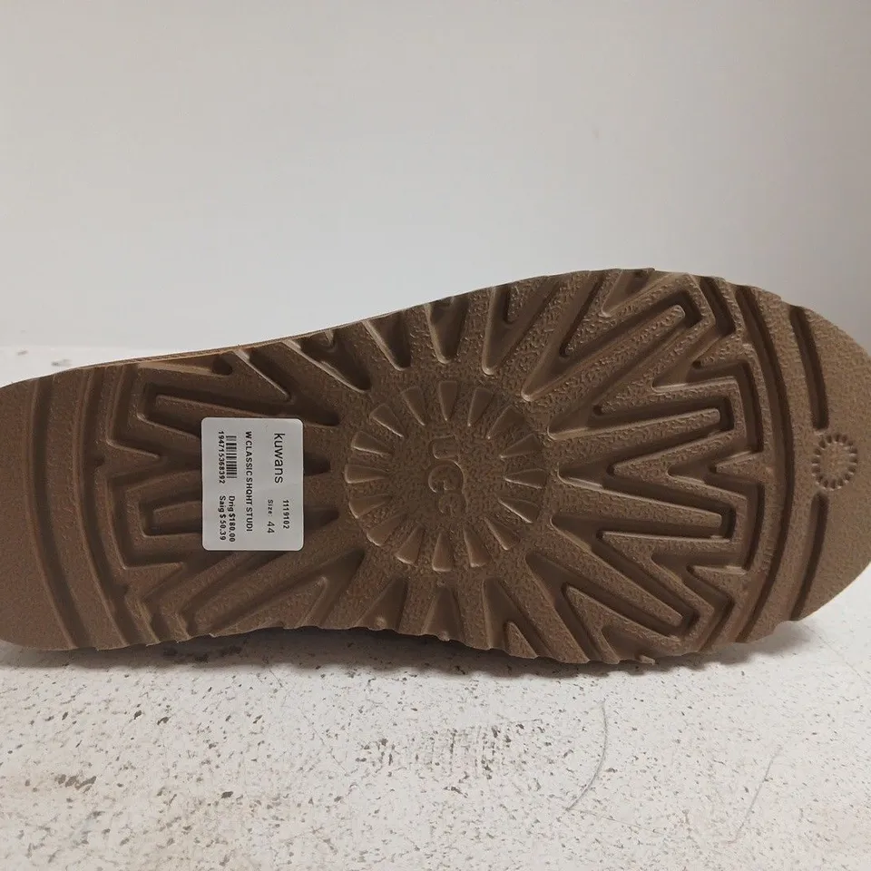 UGG SUEDE SLIPPERS WITH SHEARLING LINING – SIZE 10
