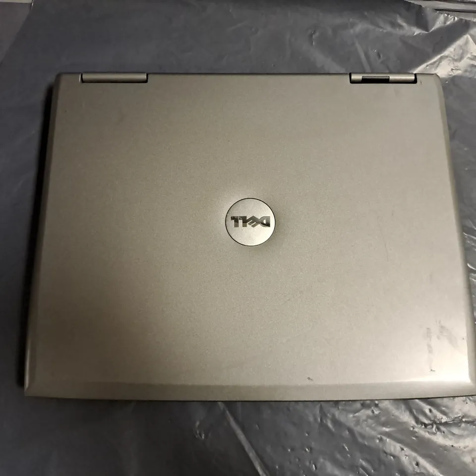 DELL LATITUDE D505