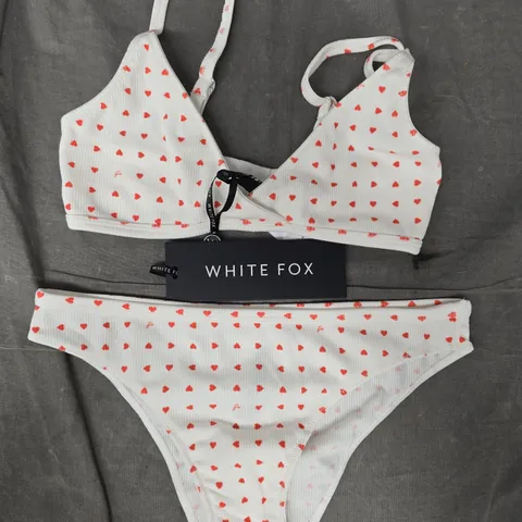 WHITE FOX ROMANCE IS IN THE AIR LINGERIE SET - RED LOVE HEARTS - SIZE XS
