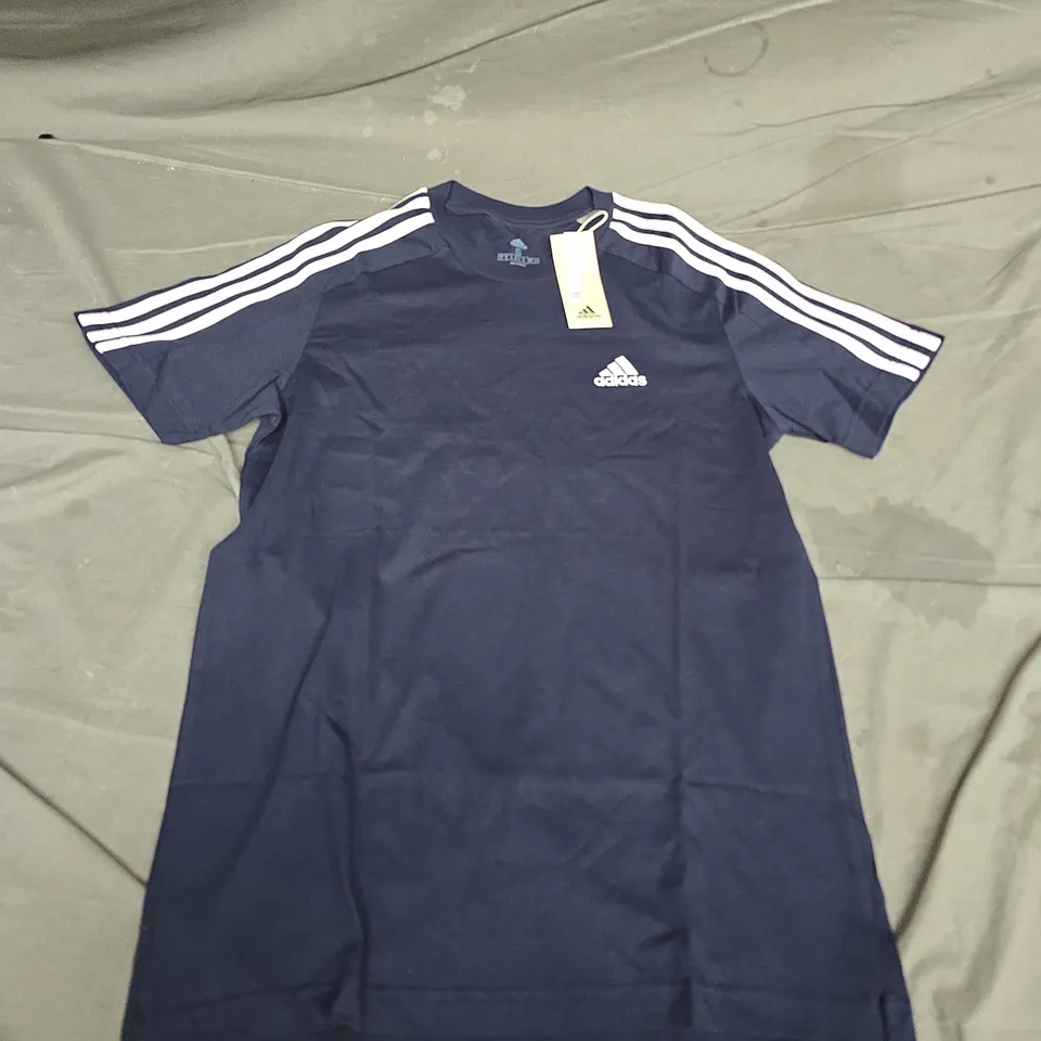 ADIDAS NAVY BLUE T-SHIRT – MEN'S SMALL WITH 3 STRIPES
