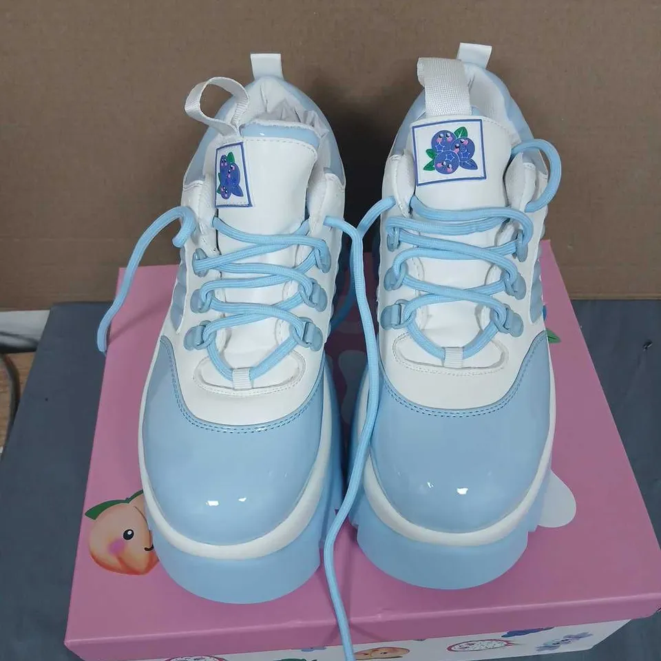 KOI BLUEBERRY-BLUE TRAINERS – KIDS UK SIZE 6