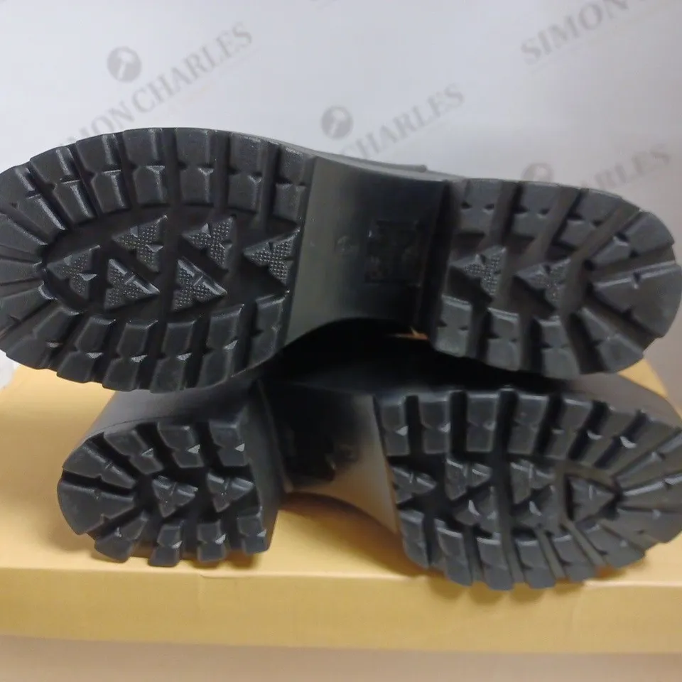 KOI VEGAN WINTU LONG CHUNKY WESTERN BOOTS - BLACK SIZE 6