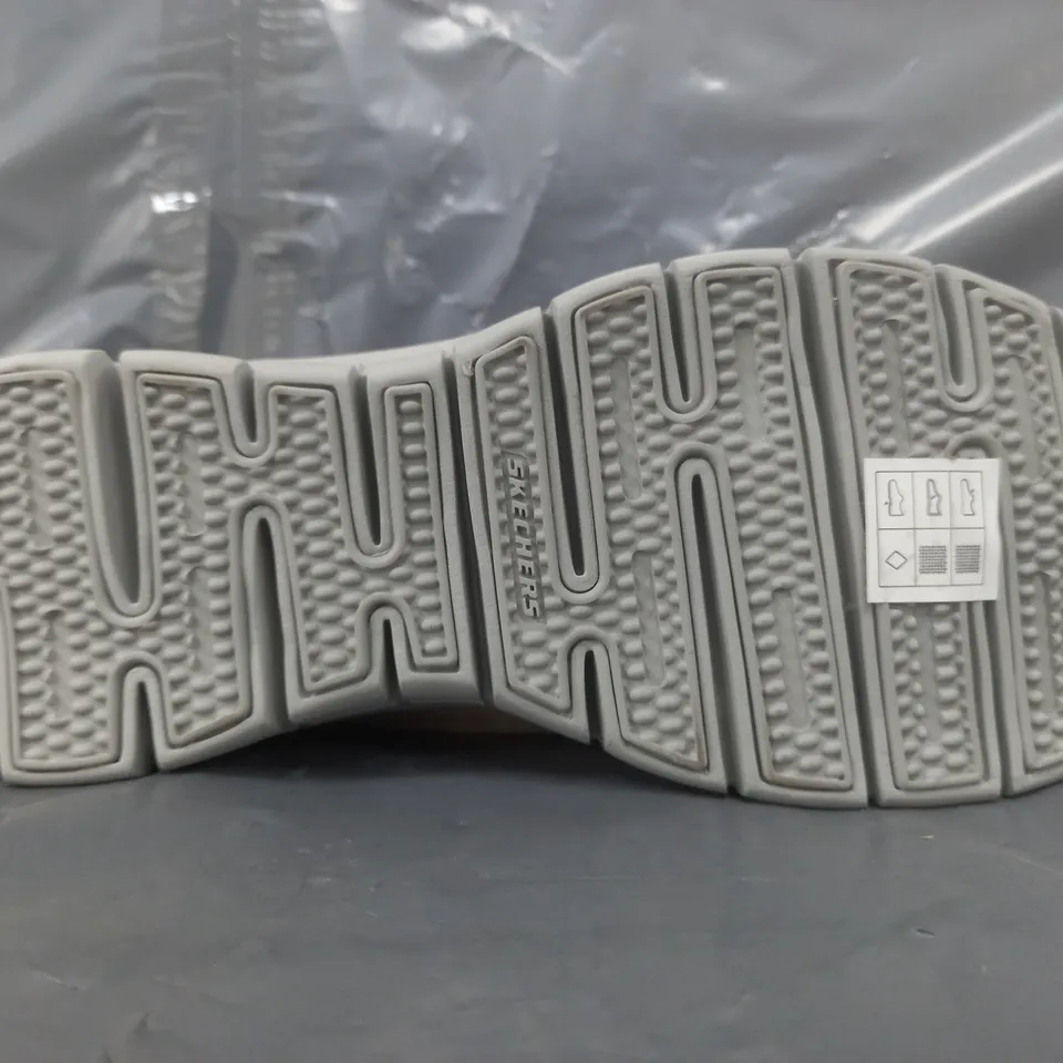 PAIR OF SKECHERS GO WALK TRAINERS IN PINK SIZE 4