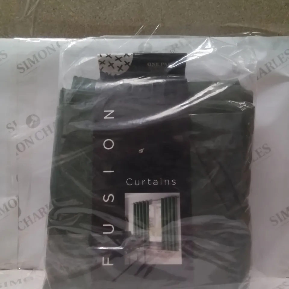 Fusion eyelet room darkening curtains (set of 2) emerald green - 168cm x 228cm