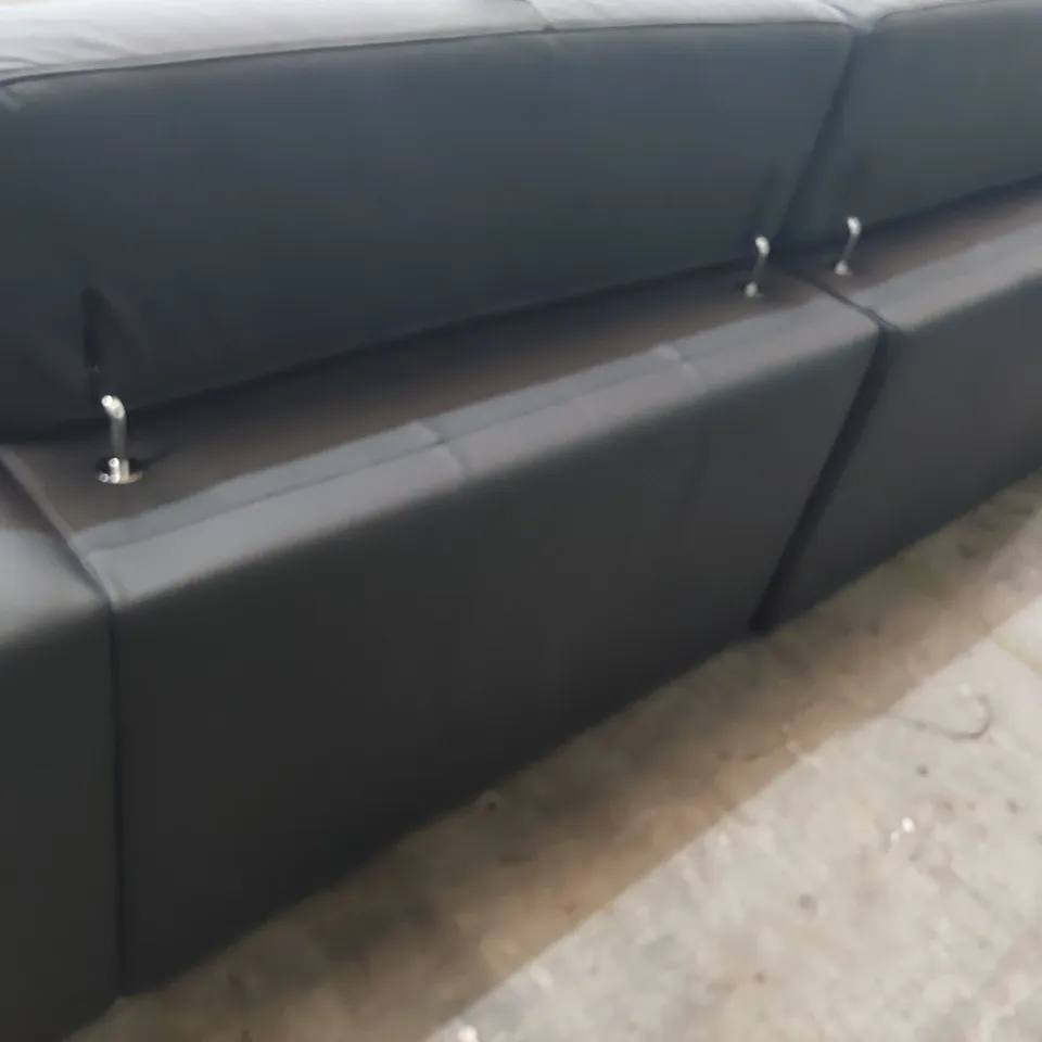 DESIGNER ITALIAN STYLE FOUR SEATER SOFA BLACK LEATHER WITH ADJUSTABLE HEADRESTS 