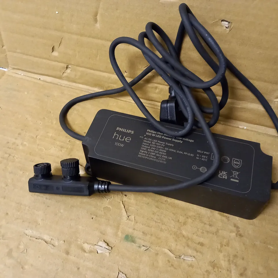 PHILIPS LOW VOLTAGE POWER SUPPLY FOR THE HUE OUTDOOR LOW-VOLT SYSTEM - 100W
