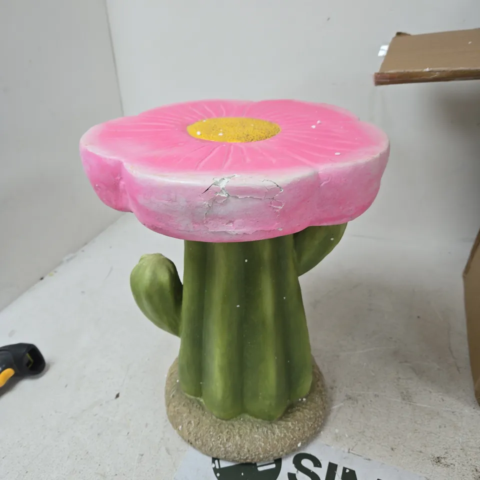 LIVMORE PINK FLOWER GARDEN ORNAMENT