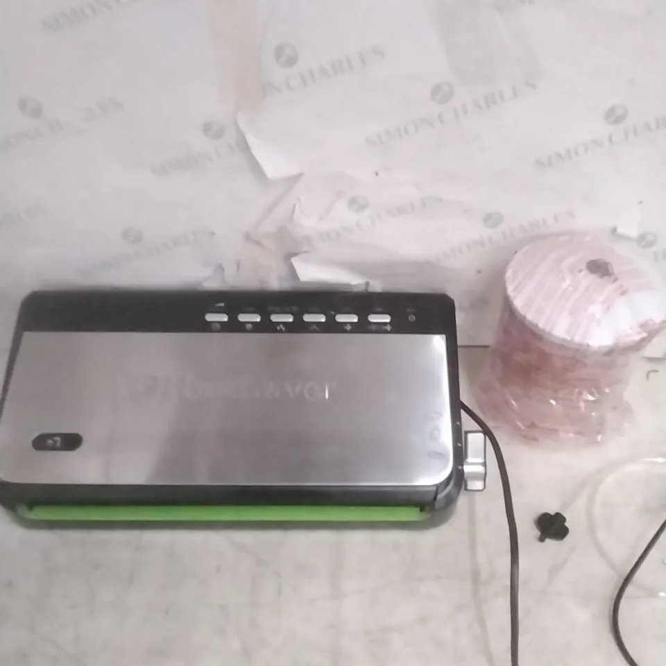 BOXED FOOD SAVER VACUUM SEALER