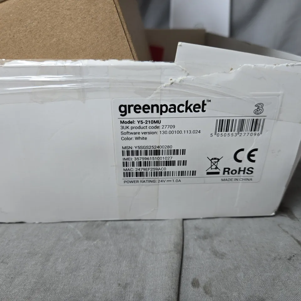 THREE GREENPACKET Y5-210MU NETWORKING DEVICE – WHITE, 24V 1.0A (BOXED)