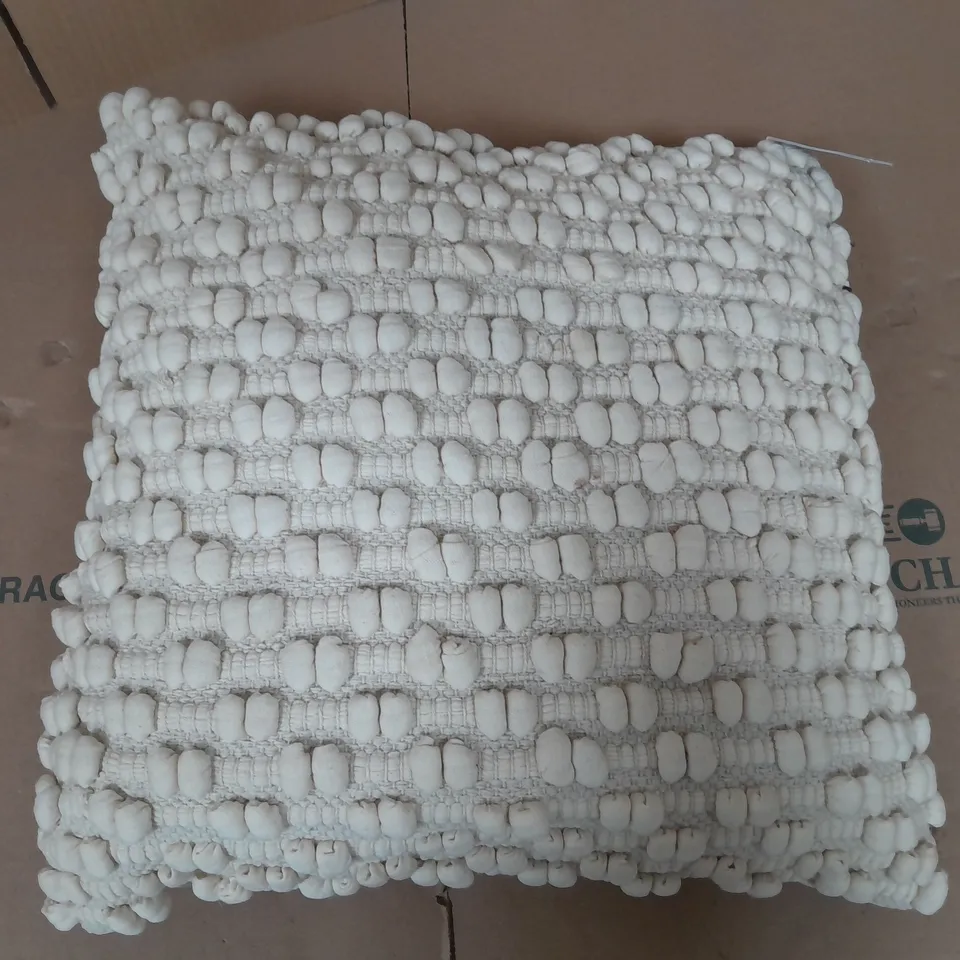 TRULY 50x50cm CUSHION IN CREAM