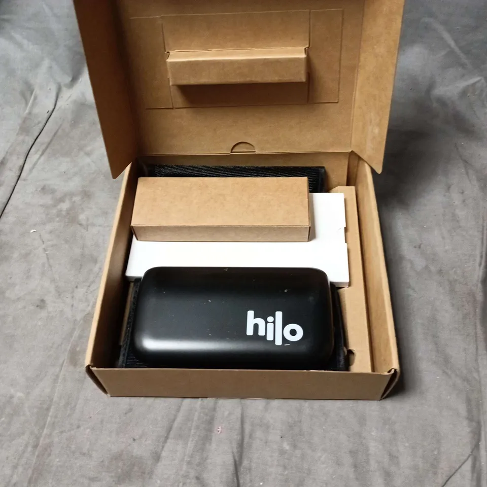 HILO 24/7 BLOOD PRESSURE MONITOR WITH ACCESSORIES, BOXED