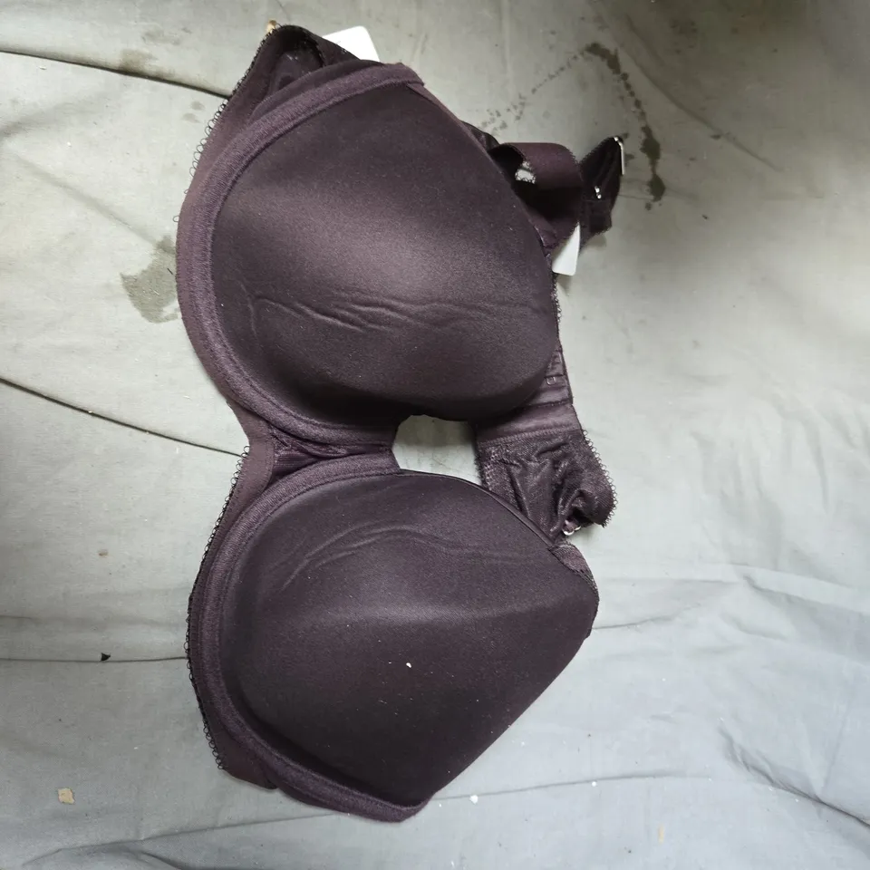 BOX OF APPROXIMATELY 14 ASSORTED CLOTHING ITEMS INCLUDING LISACA BRA , ROEA G STRING ,SILHOUETTE BRA  AND DAVID SWIMSUIT 