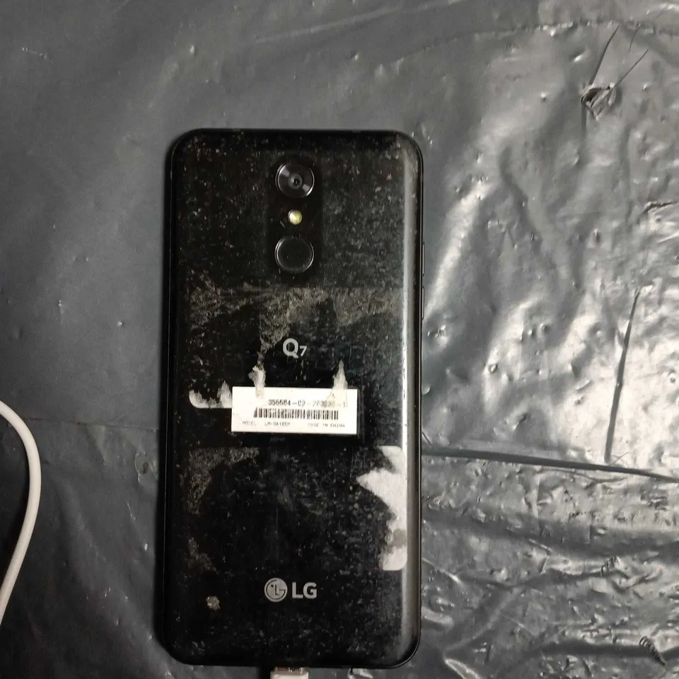 LG Q7 SMARTPHONE