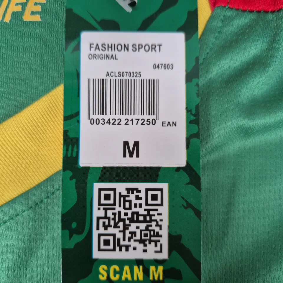 FOURTEEN CAMEROON-STYLE GREEN FOOTBALL JERSEY – SIZE UK MEDIUM (M) – LIONS CREST