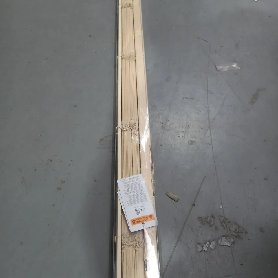 BOXED VINYL WOODGRAIN VENETIAN BLIND 