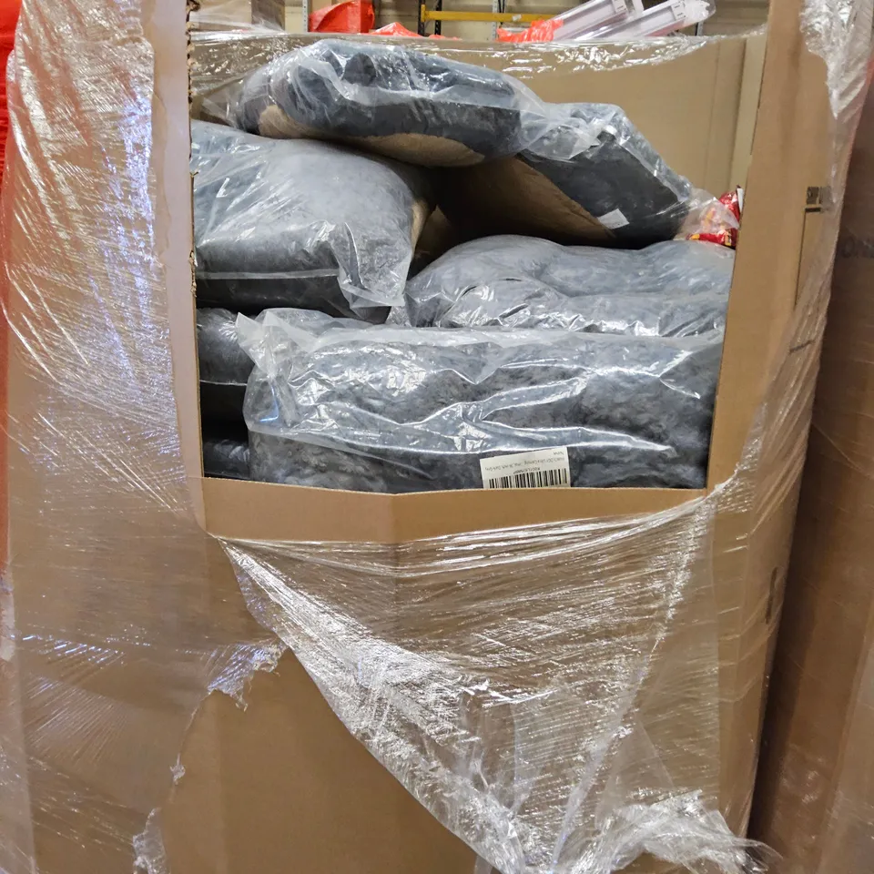 PALLET OF ASSORTED PET BEDS, GREY.