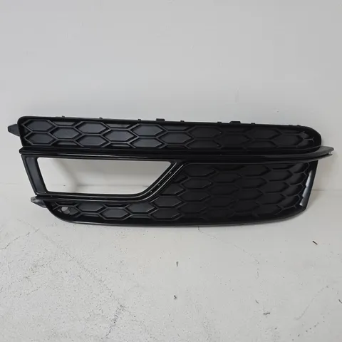 LEFT SIDE FRONT BUMPER FOG LIGHT GRILLE COVER FOR A 2013-2017 AUDI A5 S-LINE