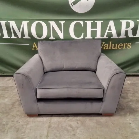 QUALITY DESIGNER EX SHOWROOM JACKSON VELVET SNUGGLE CHAIR - GRANITE