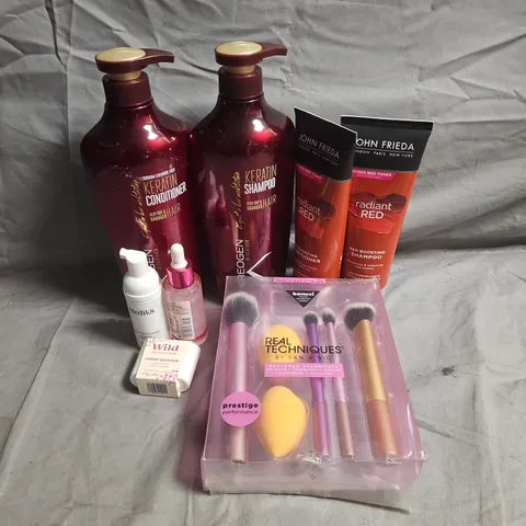 APPROXIMATEY 20 ASSORTED HEALTH AND BEAUTY PRODUCTS TO INCLUDE - REAL TECHNIQUES BRUSH SET - MEDIK8 GENTLE CLEANSE - WILD DEODORANT REFILLS - ETC