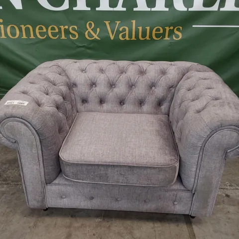 DESIGNER CHESTERFIELD SNUGGLER CHAIR SILVER FABRIC