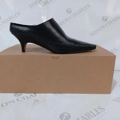 BOXED PAIR OF ARKET LOW HEEL SLIP-ON SHOE SIN BLACK UK SIZE 4